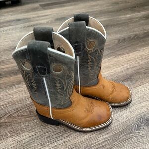 Cody James cowboy boots